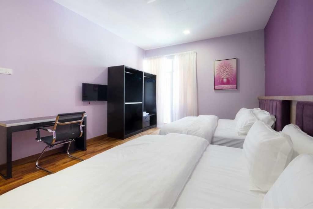 6, Persiaran Tanjung Bunga 3 Villa Бату Феринги Екстериор снимка